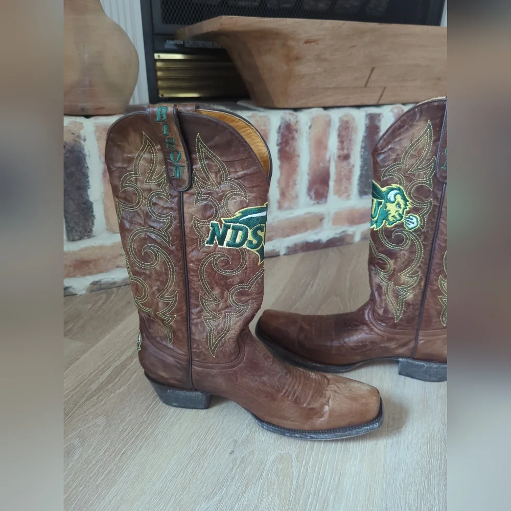 Game Day Boots North Dakota State Bison Men’s Size 10D Leather Cowboy Boots New
